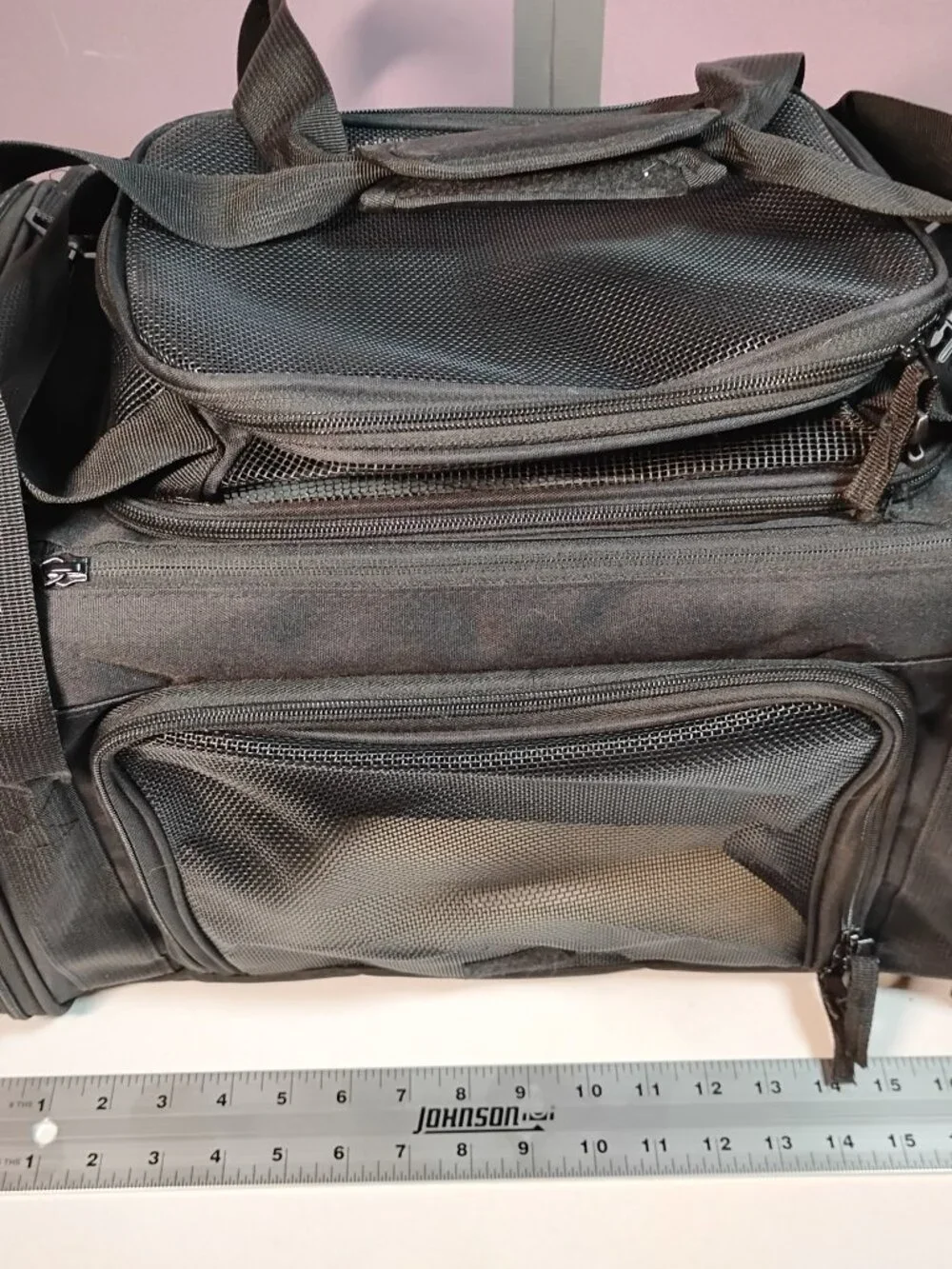 Henkelion Small/Medium Pet Carrier - Black